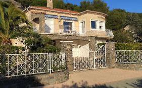 Meuble Tourisme 4*, Les Pieds Dans L'Eau, Villa Las Palmeras